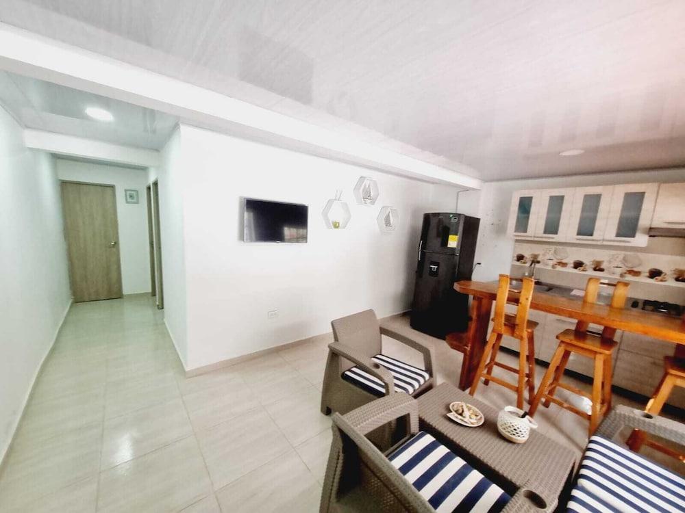 Apartamentos Turisticos Altamar