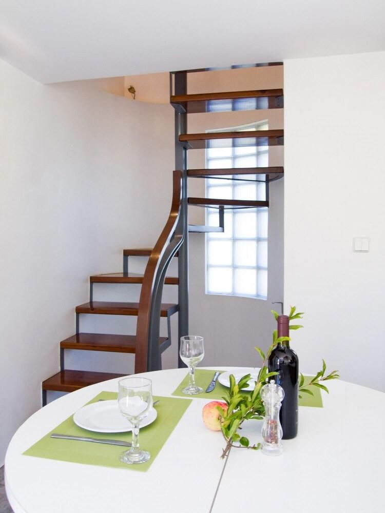 Villa Pefki Chania Split-level Apartment