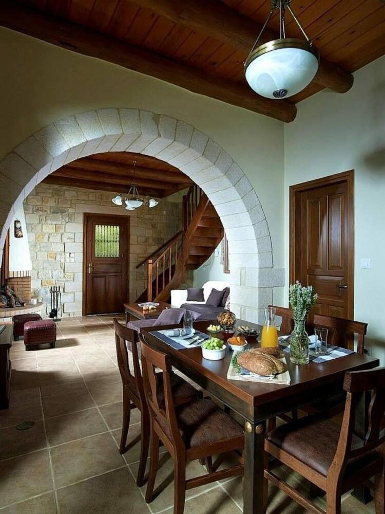 Vederi Estate Villa Alkioni