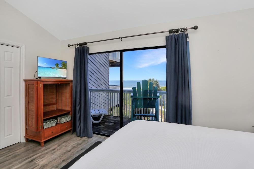 Barrier Dunes 161 - 195