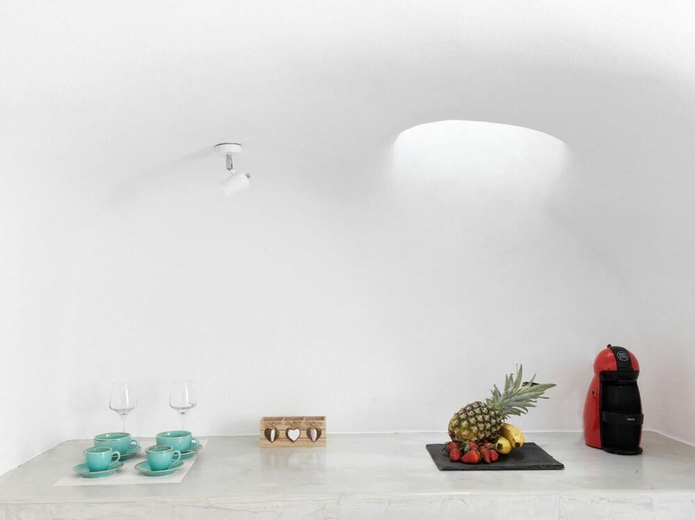 Elysian Santorini Oia Executive Villa With Private Indoor or Utdoor Plunge-pool With Sea Sunset View up to 2 Guests