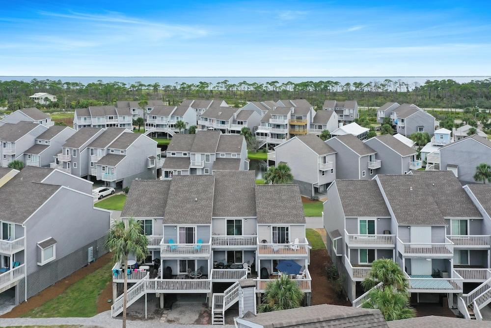 Barrier Dunes 263 - 81 Cape Paradise