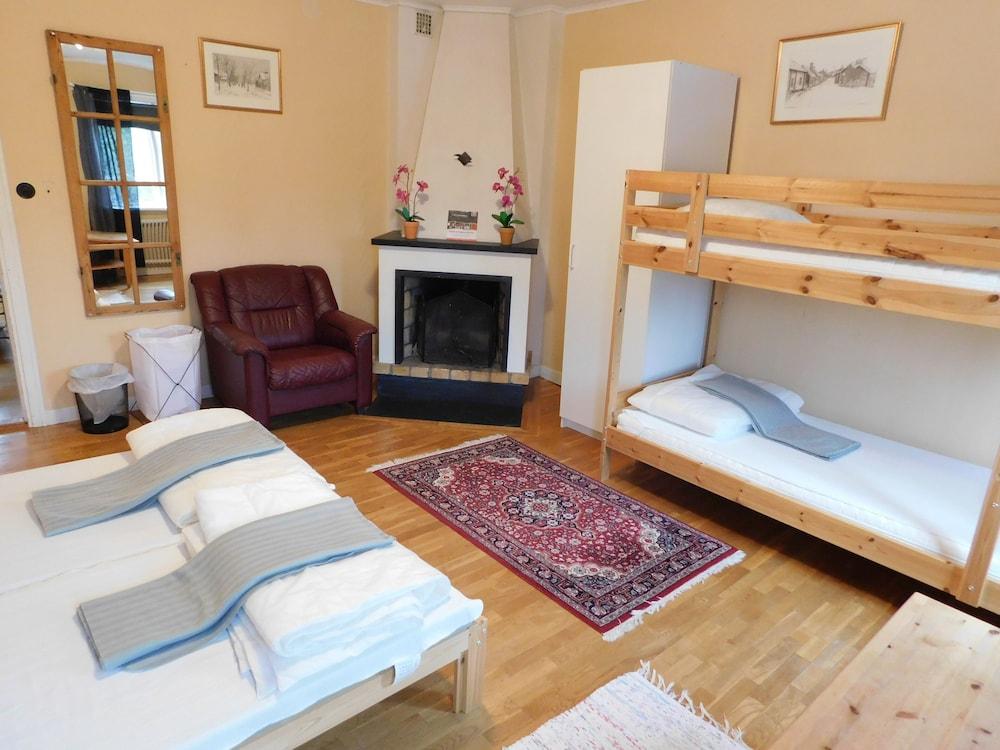 Blackstad Vandrarhem Hostal B&B