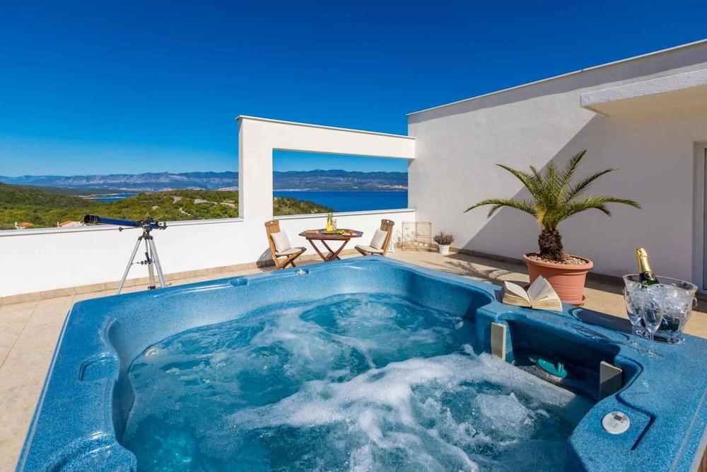 Villa Verbanicum in Vrbnik