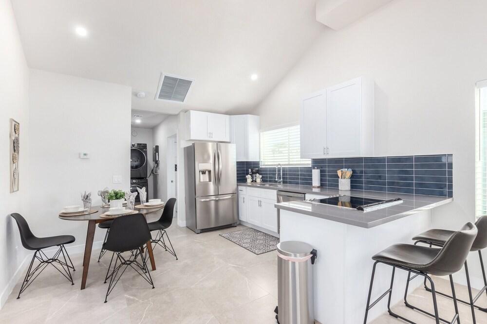 Dayton Coronado Historic District Phoenix 2 Bedroom Home by Redawning