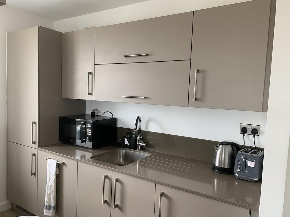 Charming 3-bed Apartment in London