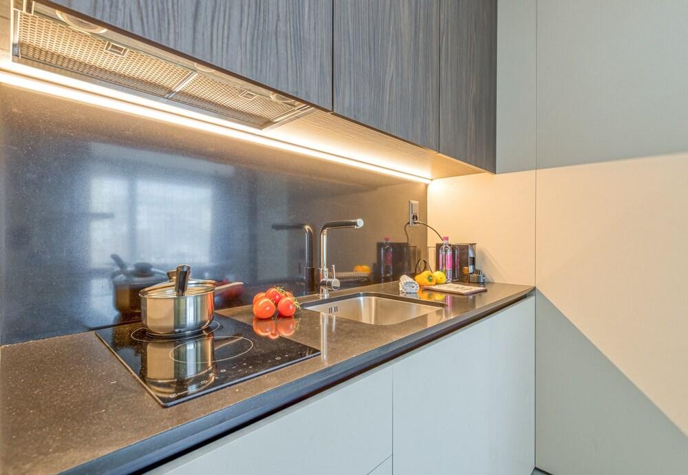 Icon H 207 Suite Micro-living