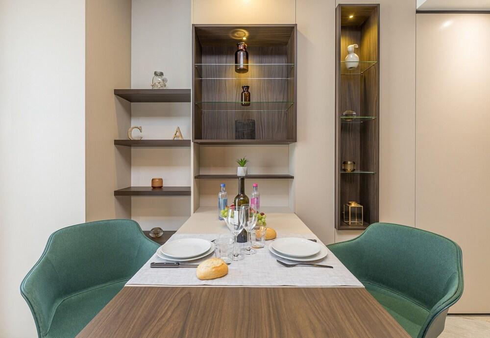 Icon H 403 Suite Micro Living