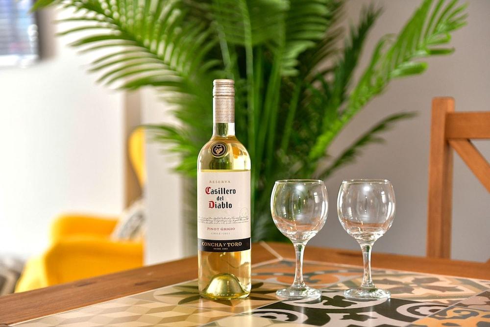 Just Stay Wales - Hartwell House Mumbles