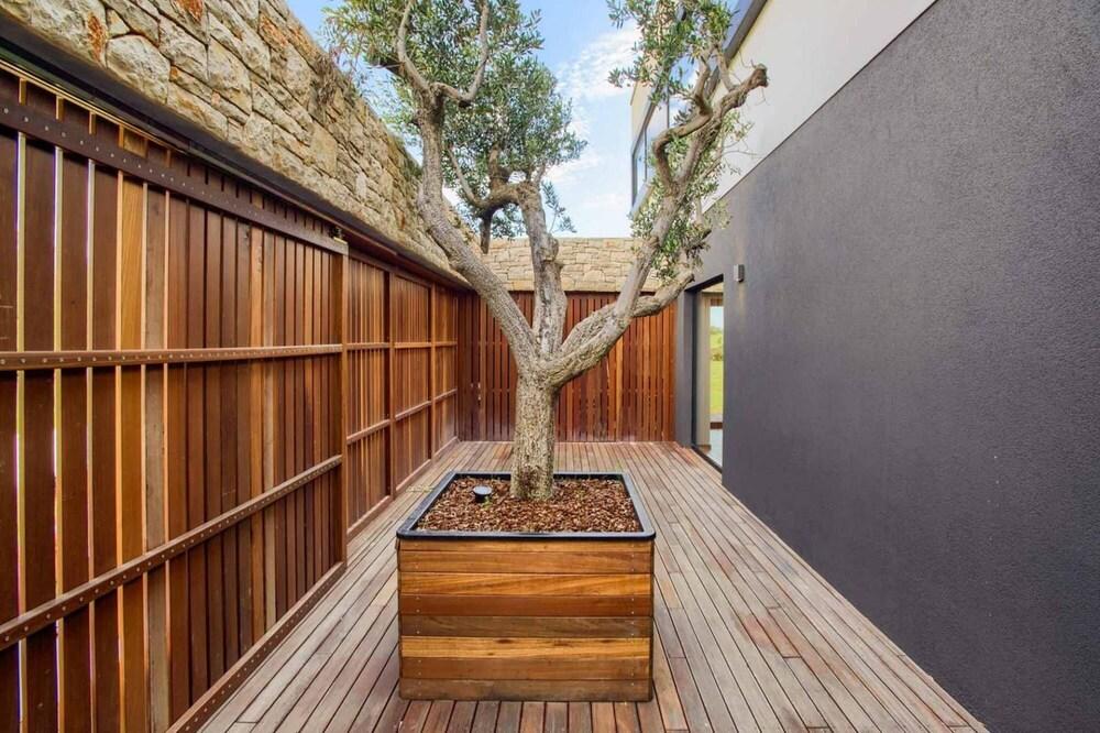 Villa Yellow Tree CFH