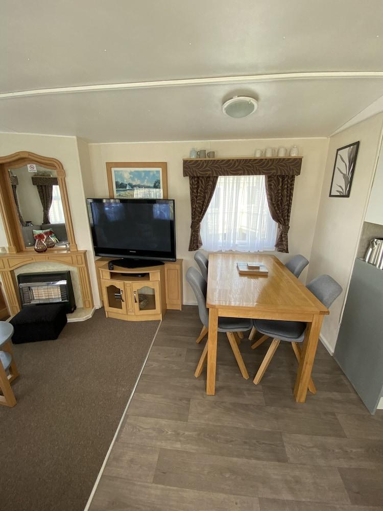 Inviting 3-bed Static Caravan Butlin's Skegness