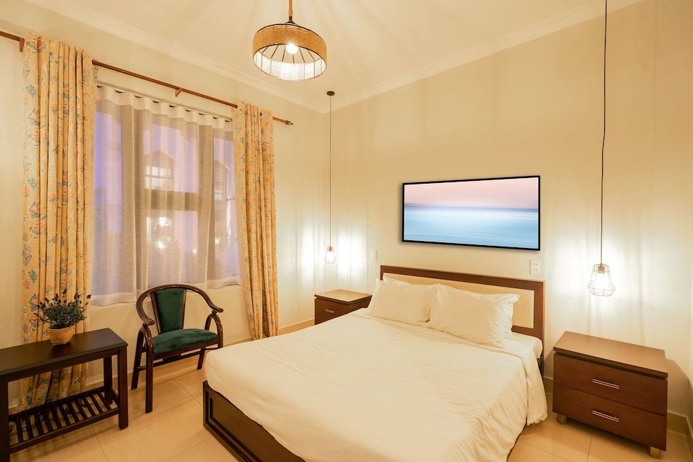 Danapearl Riverside Condotel