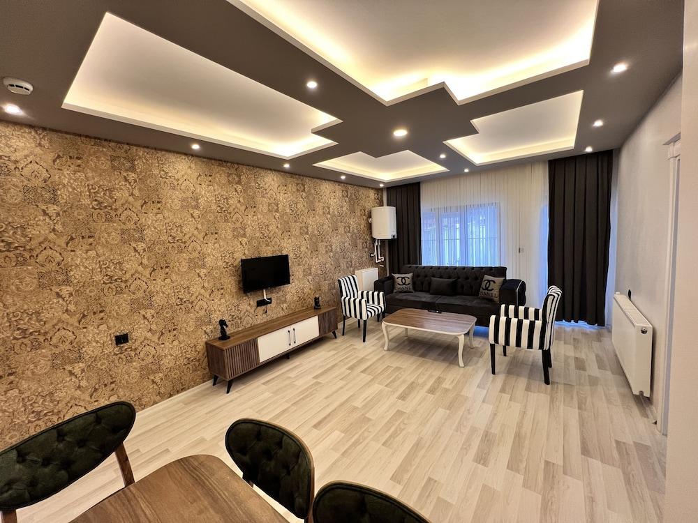 Avazem Suite Hotel