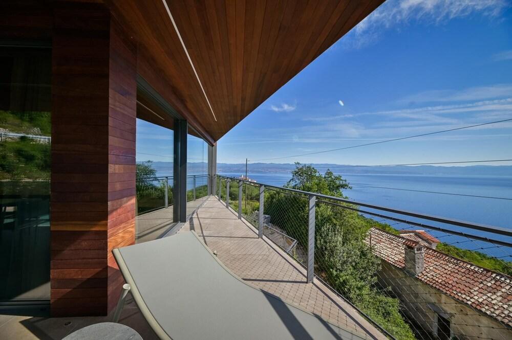 Villa Illys CFH in Moscenice