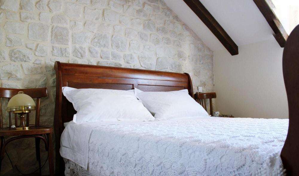 Villa Kate - Three Bedroom Villa ID Direct Booker 9256