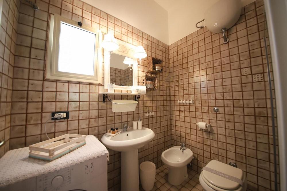 TD Villa Marinesca Typical Villa With Pool