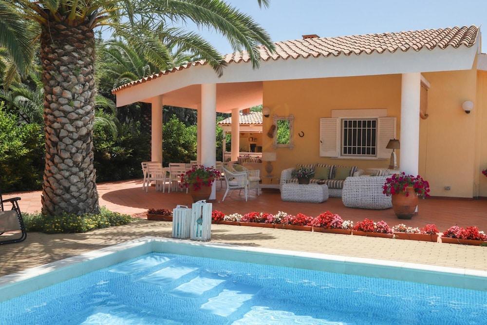 TD Villa Marinesca Typical Villa With Pool