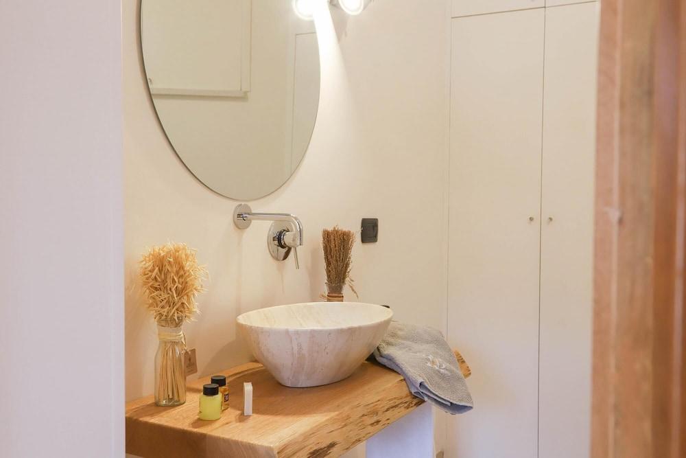 TD Trulli Bruco Large Pool for Family Fun