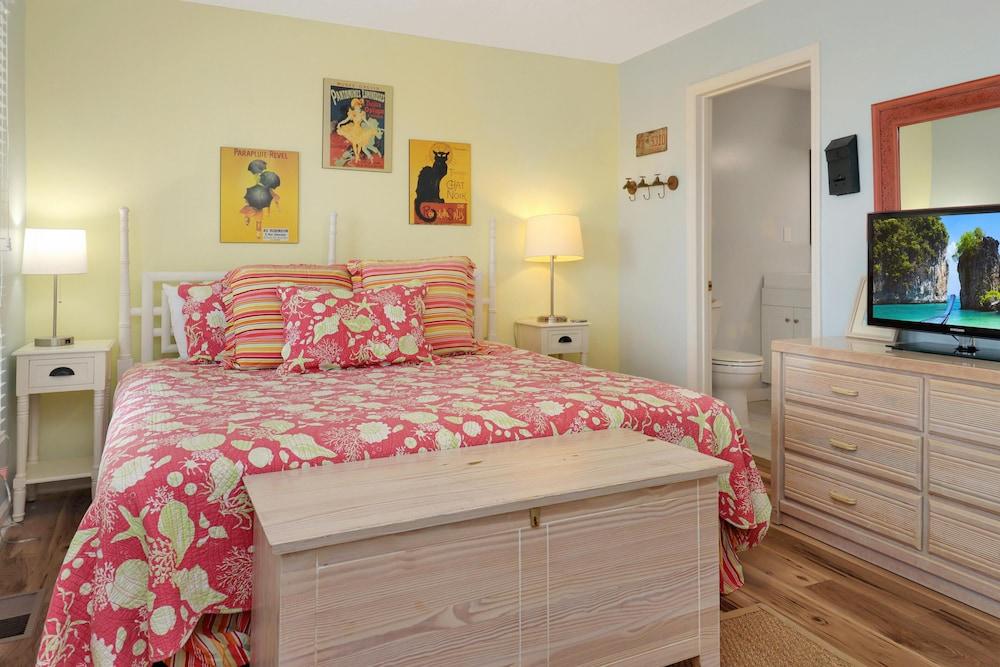 Sea Cliff C-16 Gone Fishin'