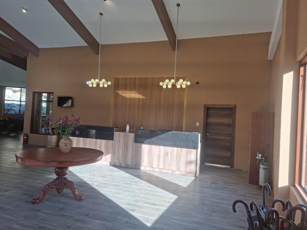 Inti Punku Valle Sagrado