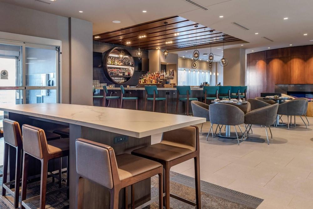 Cambria Hotel Minneapolis Downtown