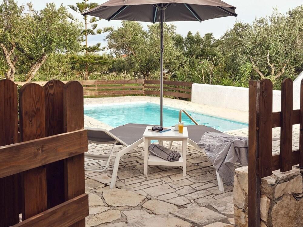 Periyali Villas Hera - Nefeli Stone Private Pool