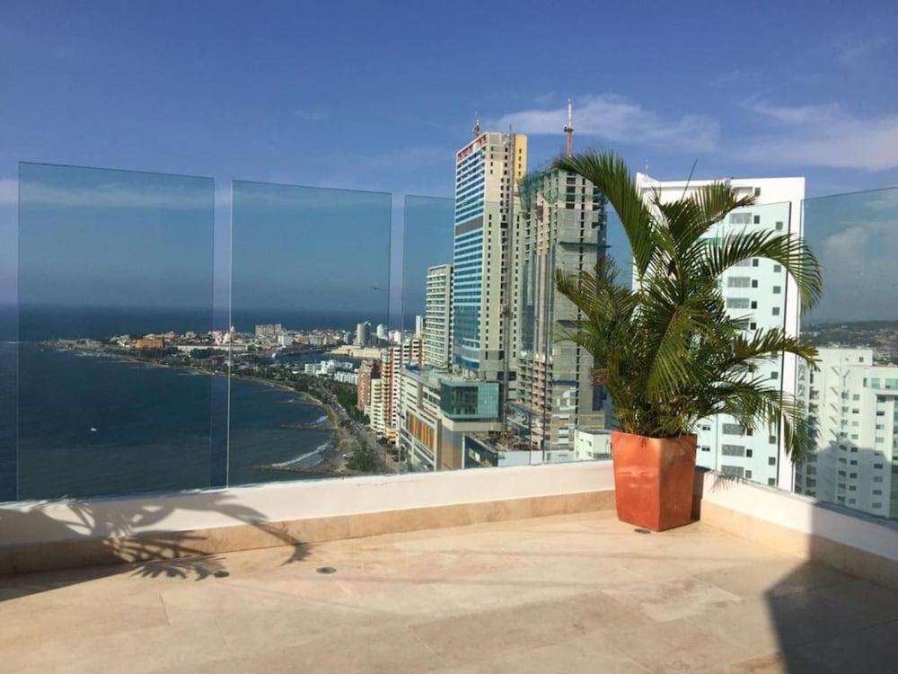 Sea Terraces Luxury Suites