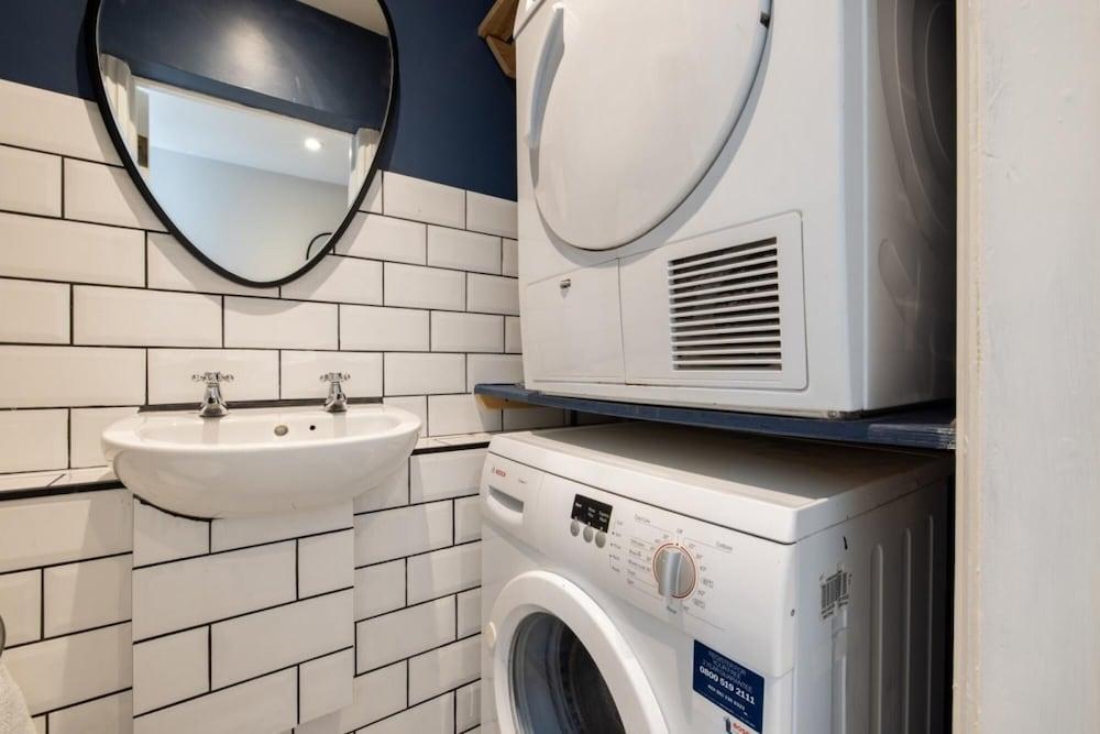 The Paddington Flat - Modern 2bdr With Patio