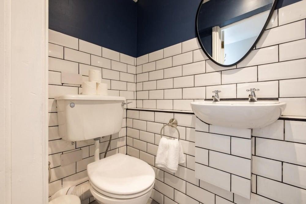 The Paddington Flat - Modern 2bdr With Patio