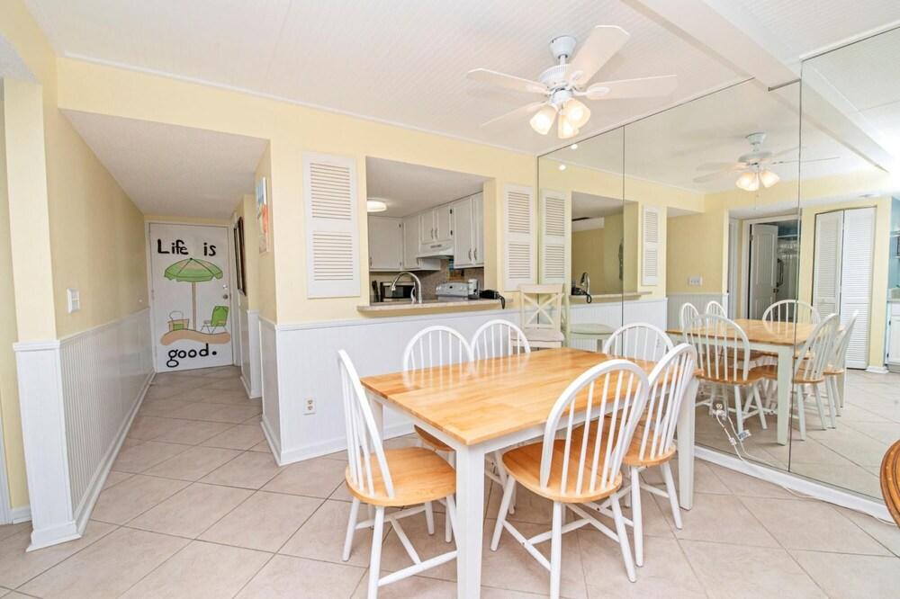 3207 Near Ocean 2nd Floor NW