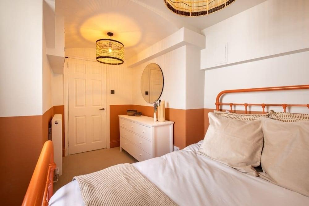 The Paddington Flat - Modern 2bdr With Patio