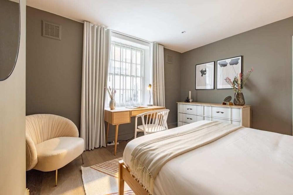 The Paddington Flat - Modern 2bdr With Patio