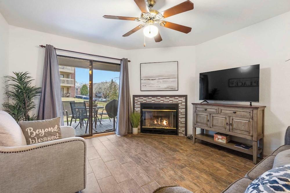 Bunker Ridge Rendezvous - Branson - Condo in Pointe Royale