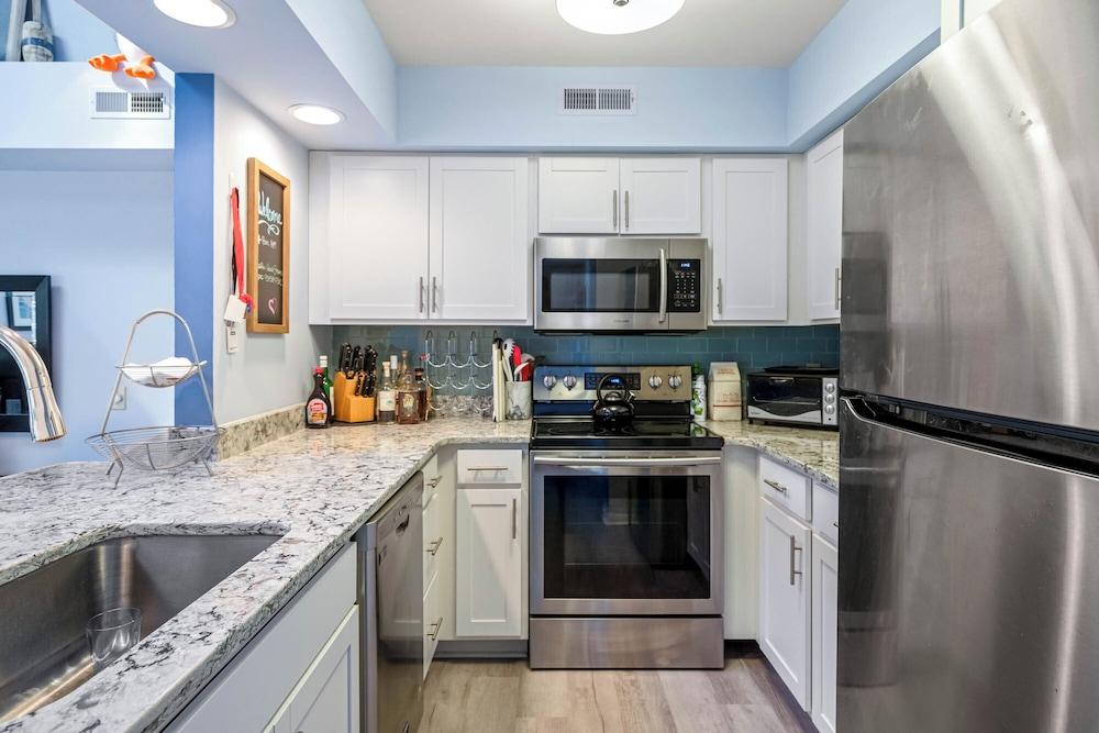 Lakeview Landing Pristine 3BR Condo