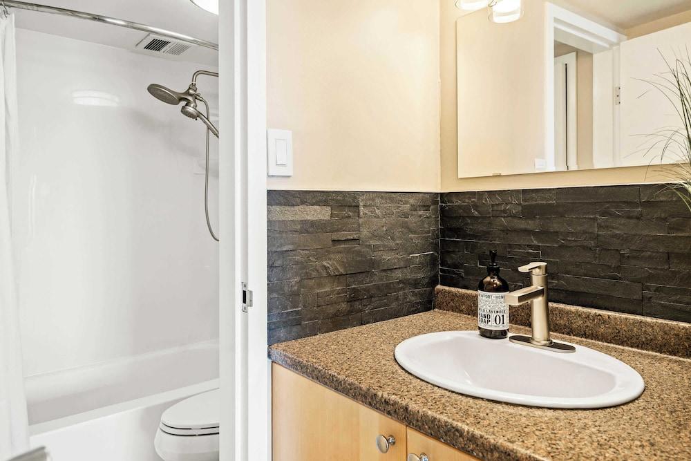 Seaside Star On The Boardwalk!