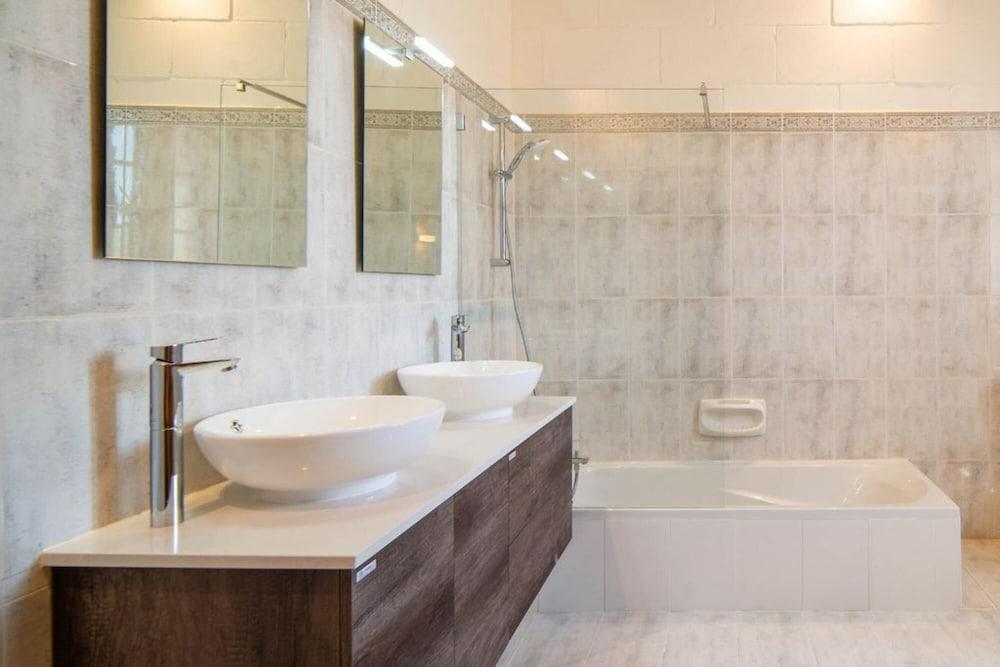 Sinjura GZ in Xaghra