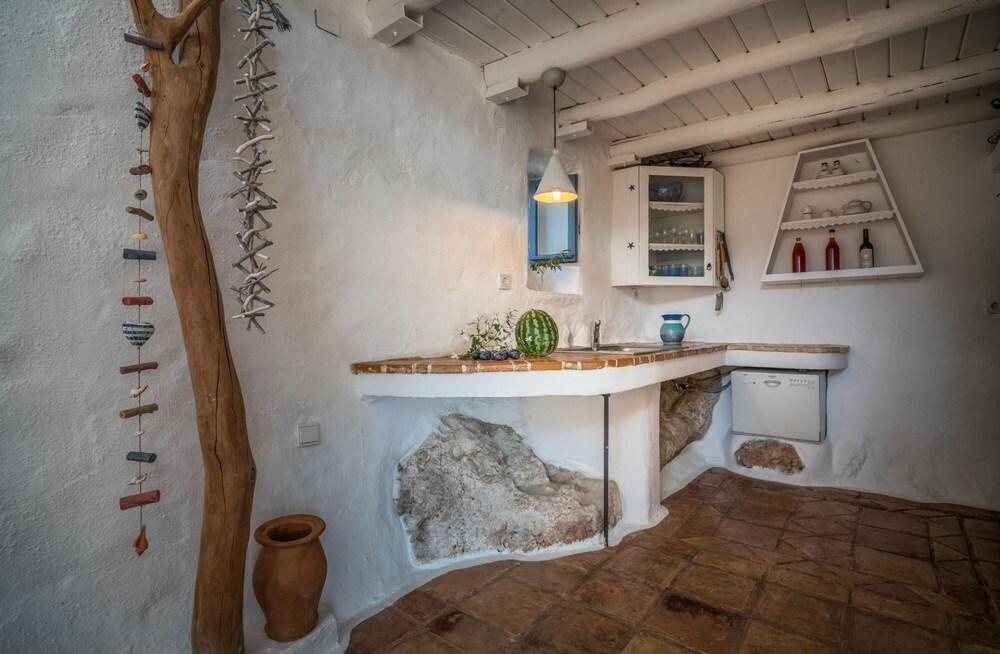 Askos Villa 2 Bedroom Villa With Private Pool