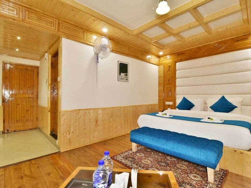 Hotel Himgiri Manali