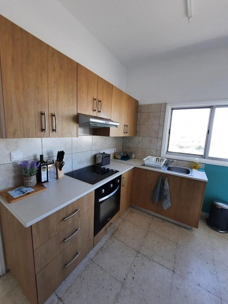 Sea-Esta Seaview Apartment