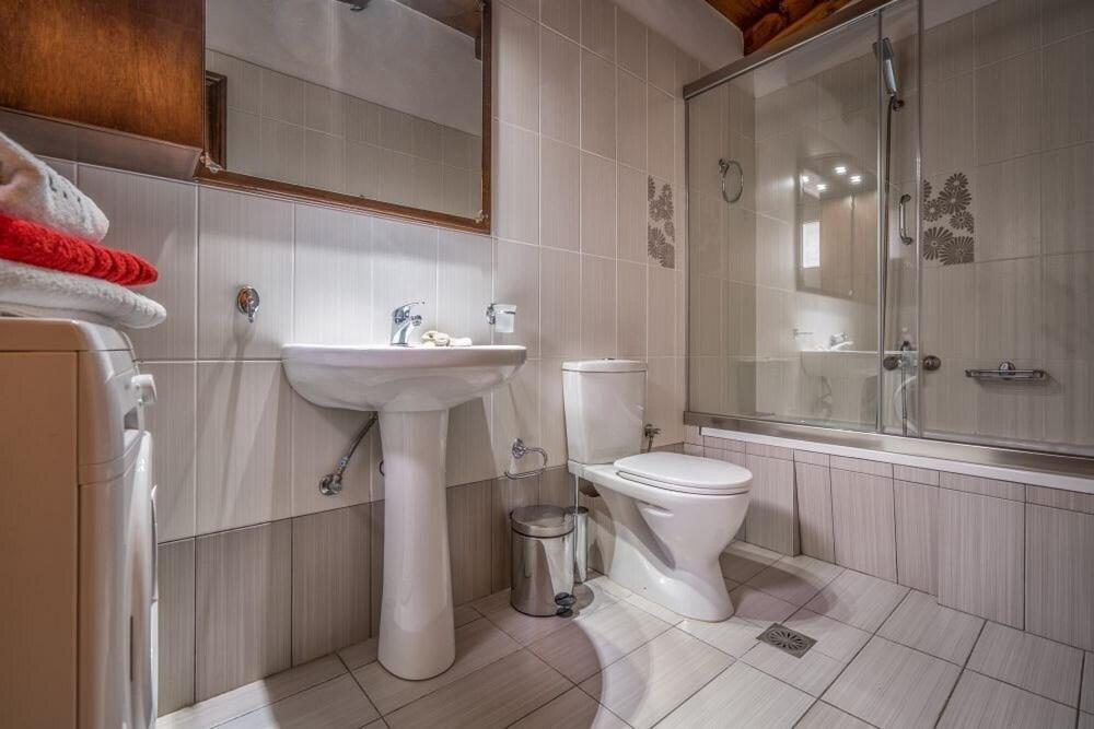 Fiorentinos Villa 2 Bedroom Guesthouse Villa With Private Pool