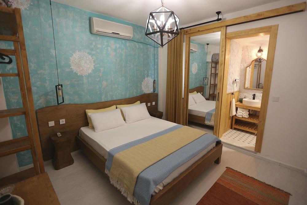 Sakız Kızı Alaçatı