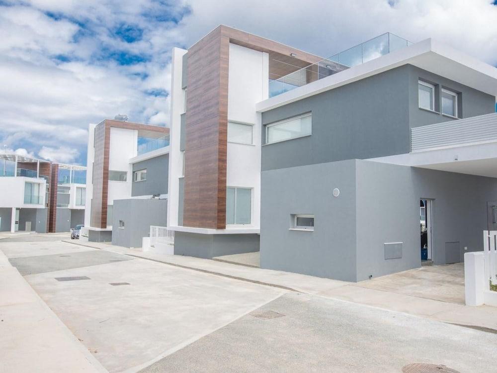 Villa Naya AQ OL6 in Protaras