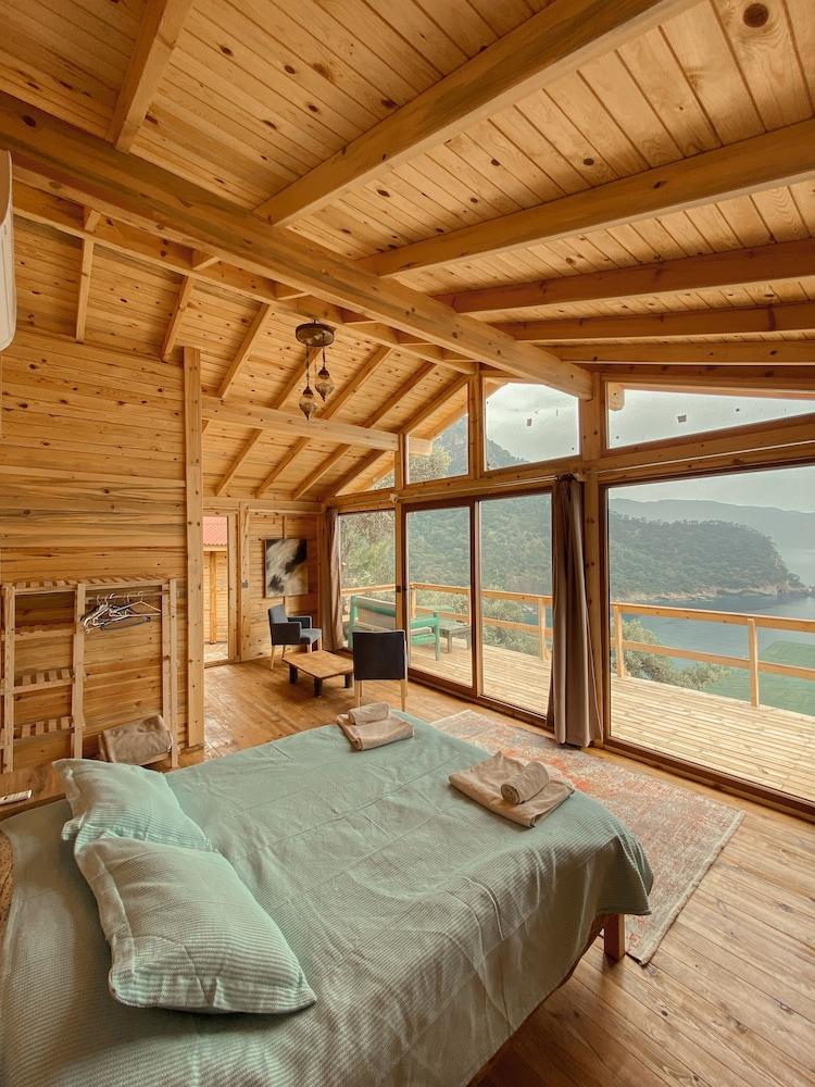 Shambala Lodge Hotel