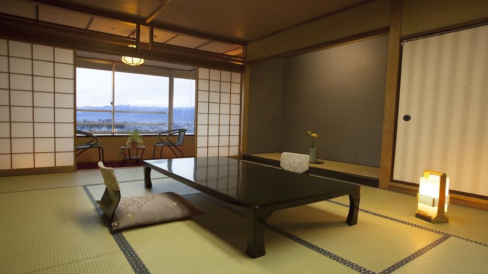 Hotel Kaminoyu Onsen