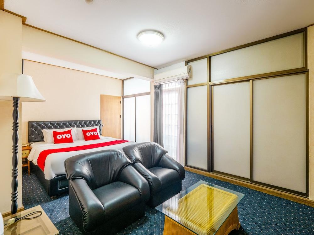 OYO 870 12 PM Bangkok