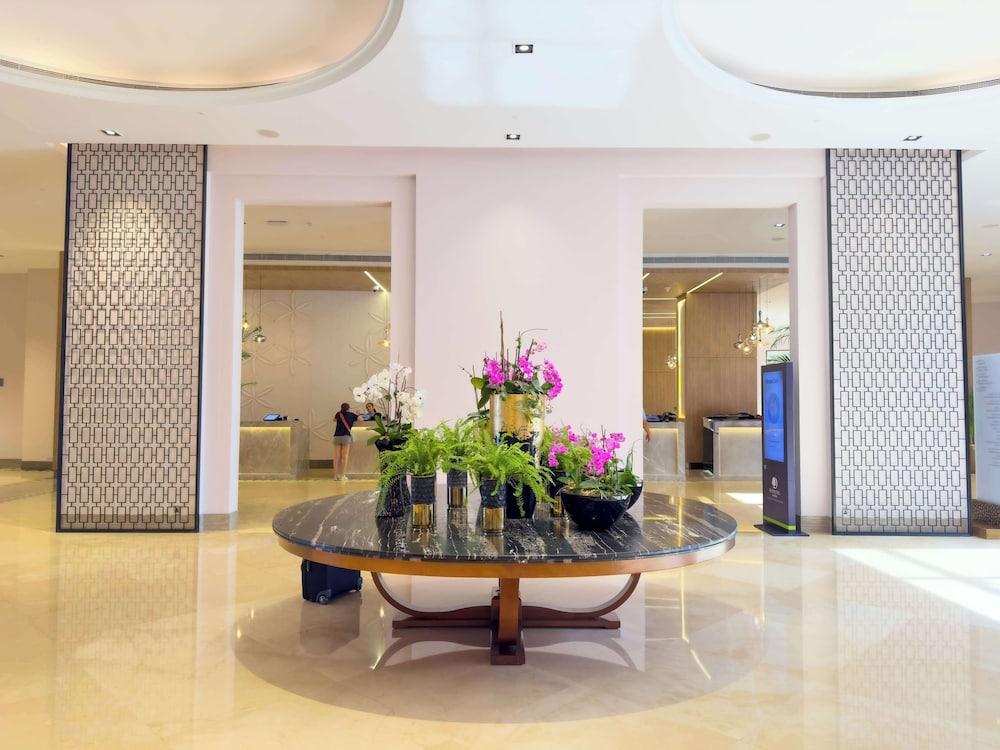 DoubleTree by Hilton Resort & Spa Marjan Island