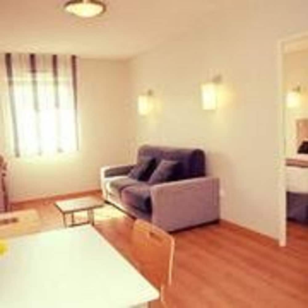 Lagrange Apart'HOTEL Toulouse Saint Michel