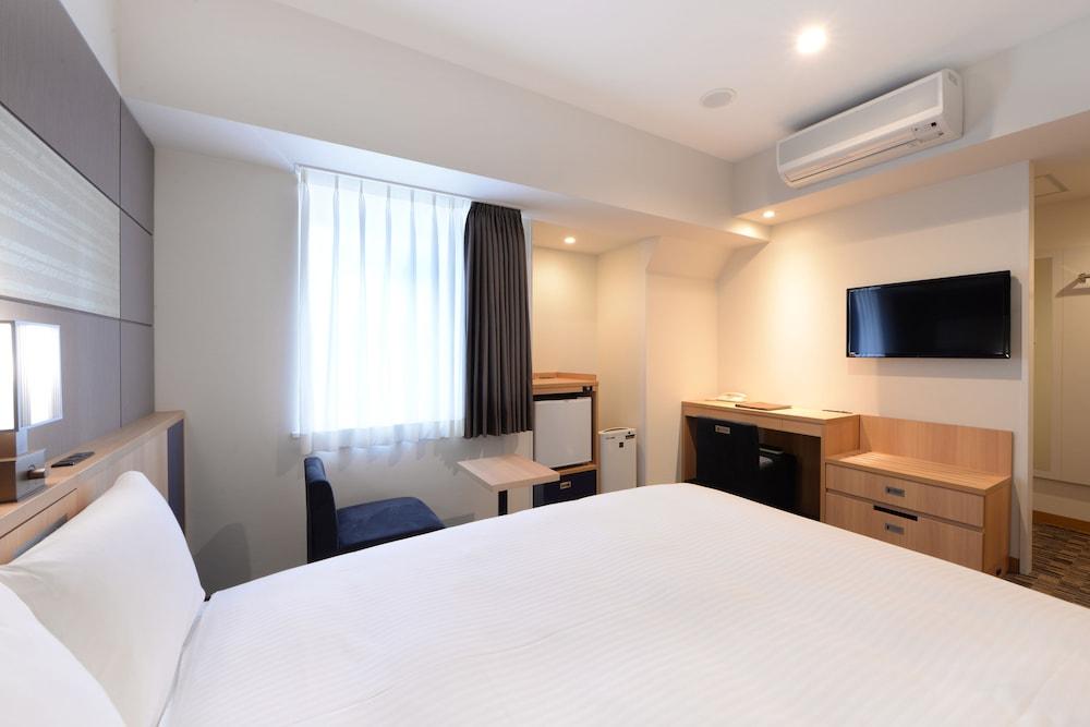 Vessel Inn Ueno Iriya Station