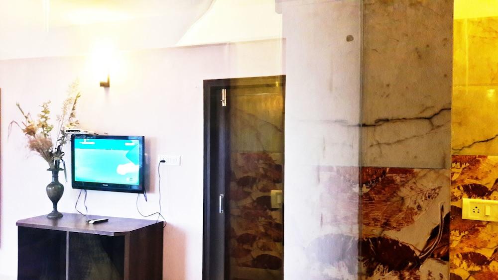 Hotel Sun N Snow Mussoorie