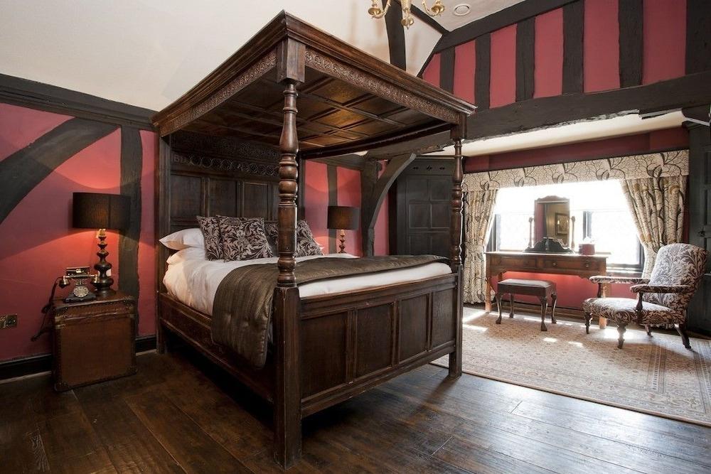 The White Swan Hotel